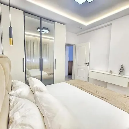 Appartement 23° Bs Pazari Center Comfort *